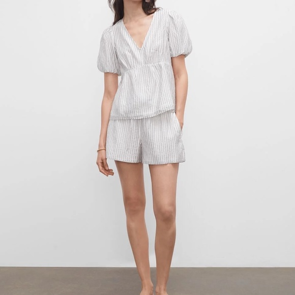 Lightweight Grid Shorts - Brand New - NEVER WORN - White Multi